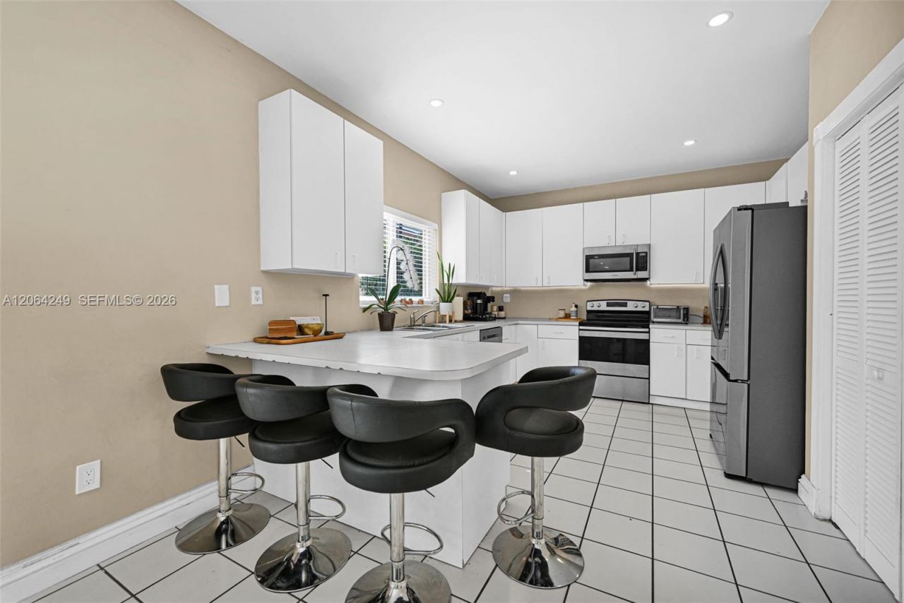 10877 SW 152nd Pl, Miami, FL 33196 Photo