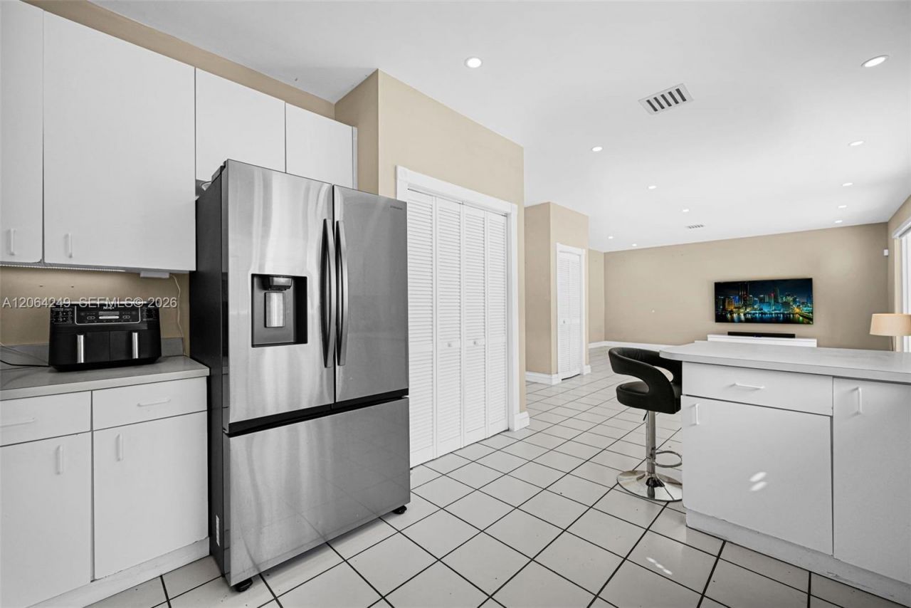 10877 SW 152nd Pl, Miami, FL 33196 Photo