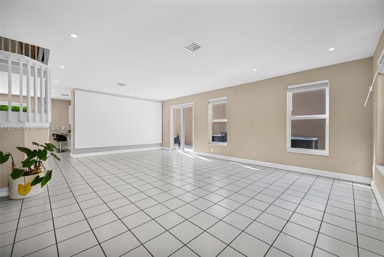 10877 SW 152nd Pl, Miami, FL 33196 Photo