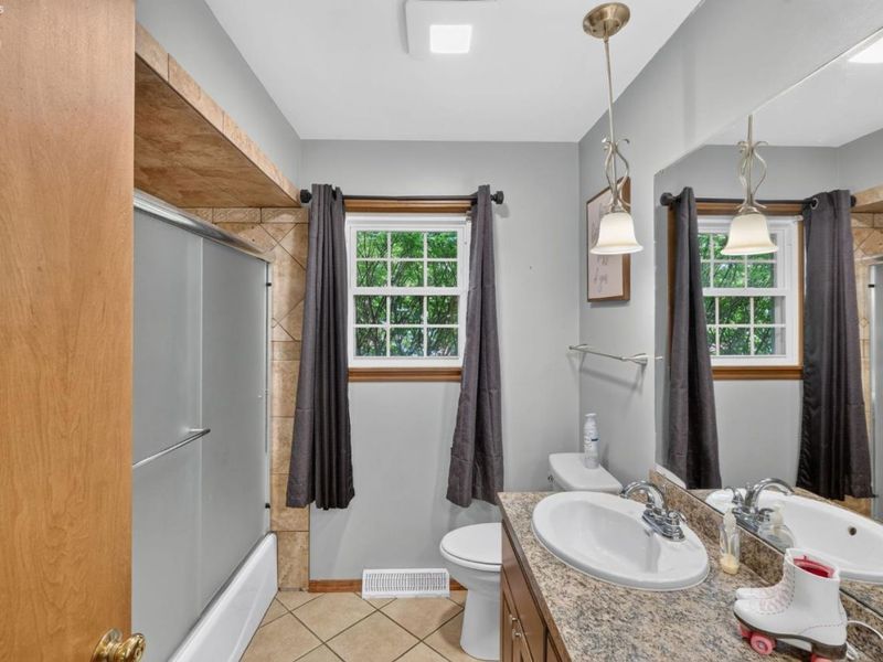 749 Riverside Drive, Woodville, OH 43469 Photo 18