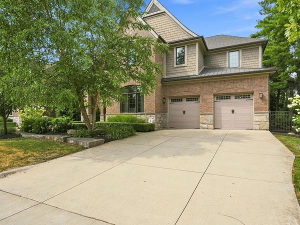 1215 Manchester Road, Birmingham, MI 48009