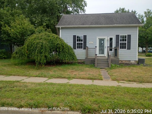 423 W Seminary Street, Charlotte, MI 48813