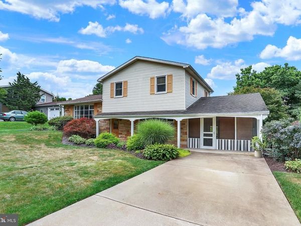 930 MAY DRIVE , MILLERSBURG, PA 17061