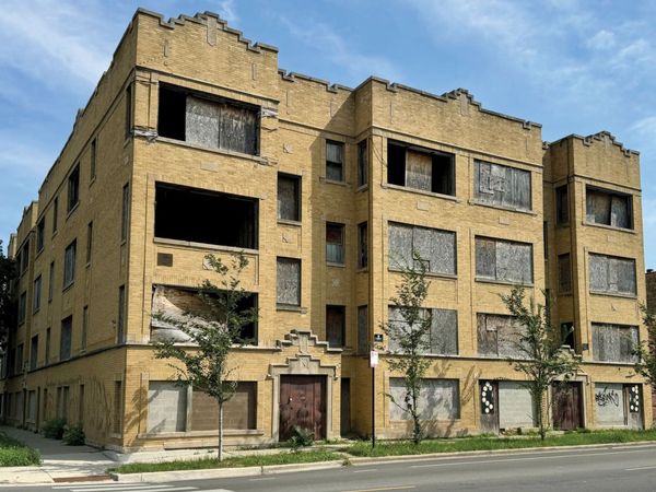 818 W 71st Street , Chicago, IL 60621