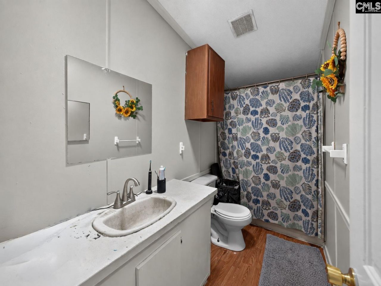 37 Glencrest Drive  Photo 12