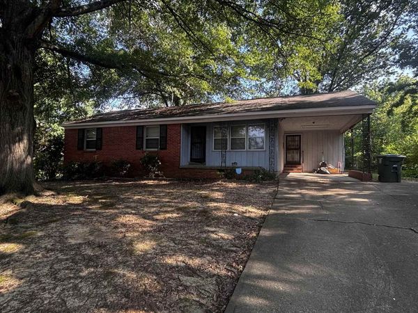 3215 LADBROOK RD, Memphis, TN 38118
