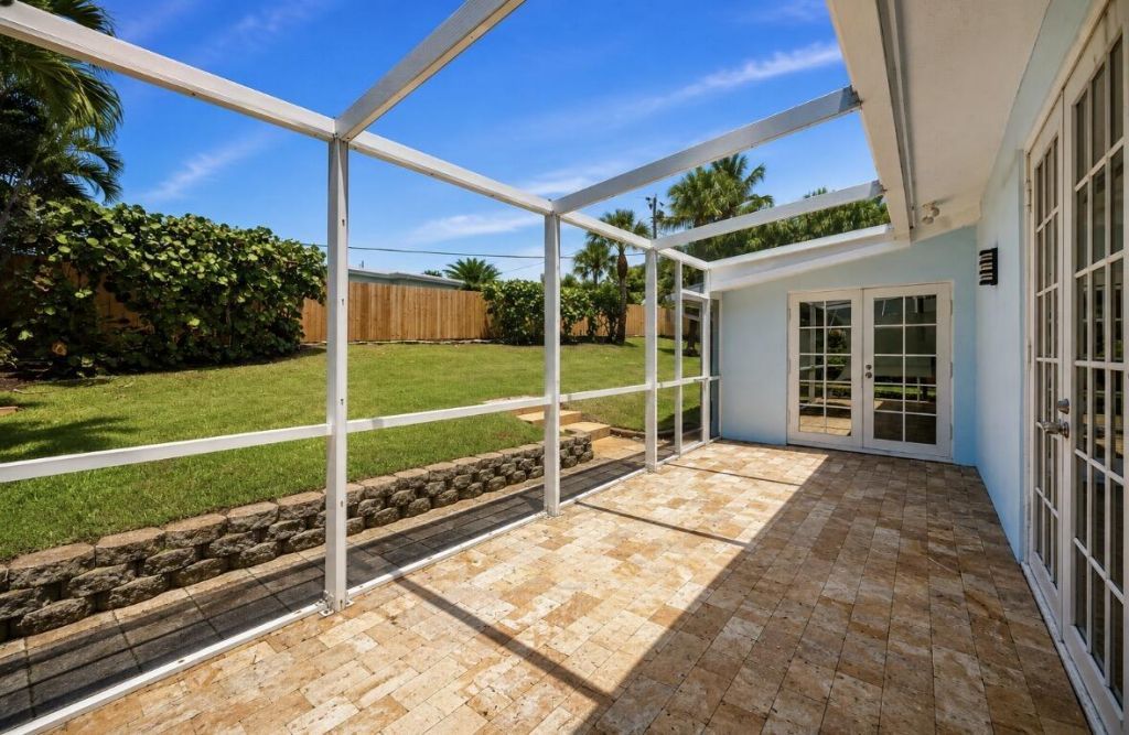 4245 NE Sunset Drive, Jensen Beach, FL 34957 Photo