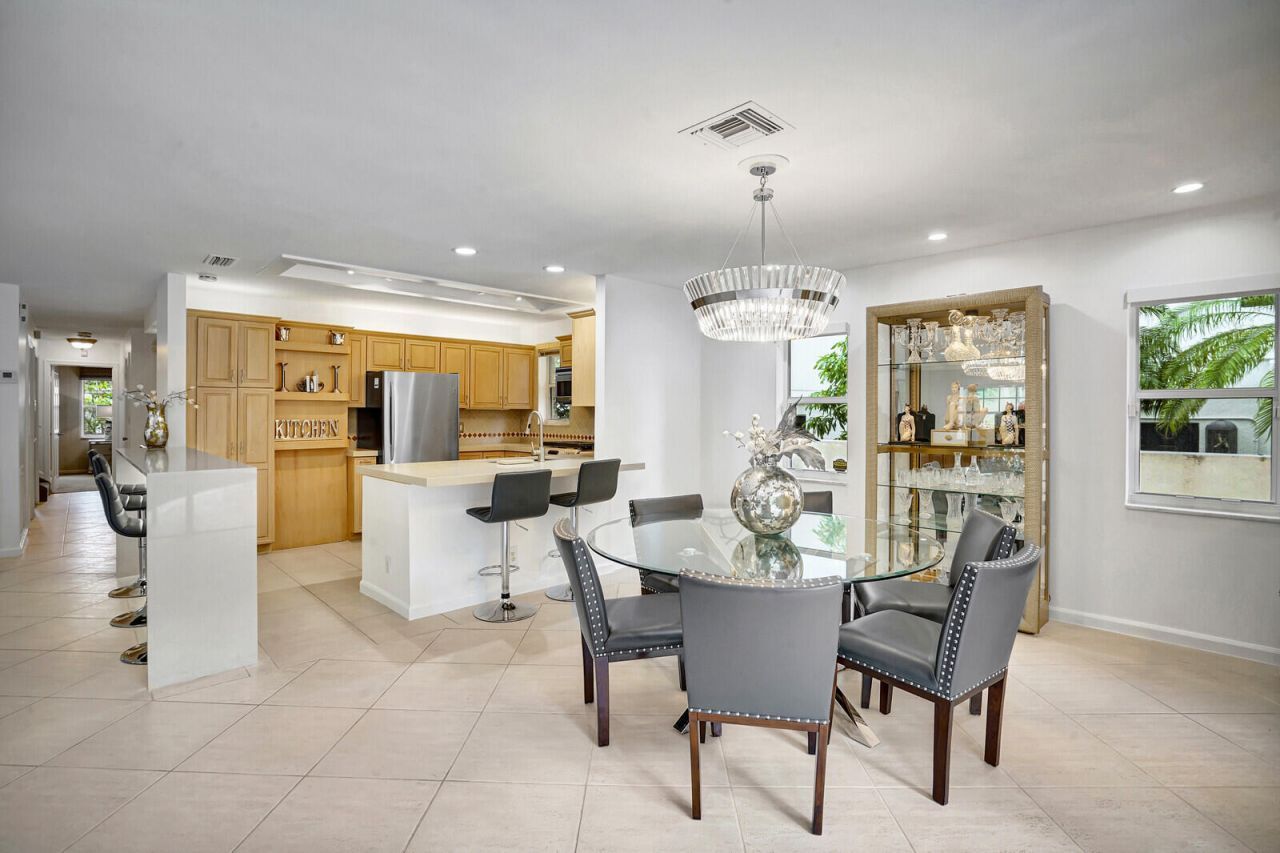 290 E Fern Drive, Boca Raton, FL 33432 Photo