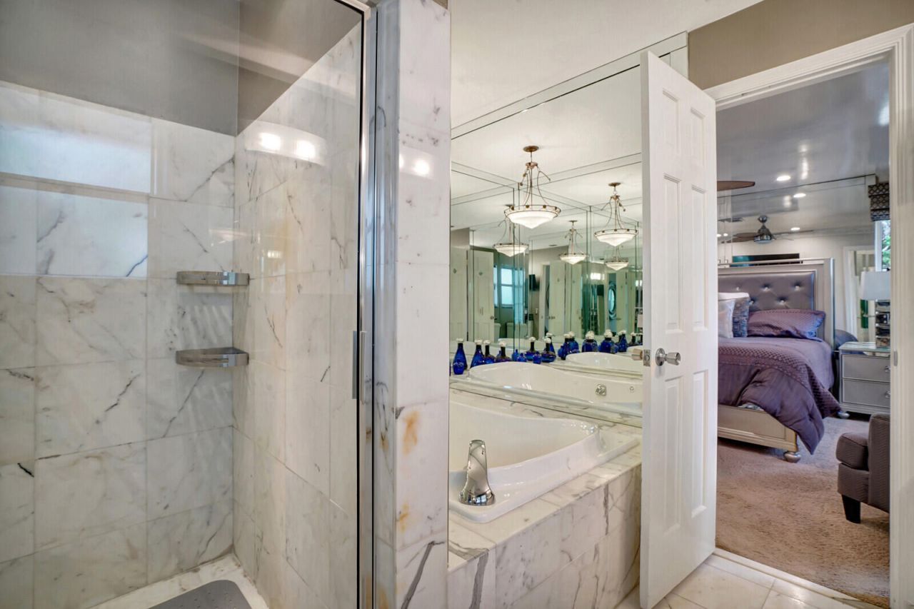 290 E Fern Drive, Boca Raton, FL 33432 Photo