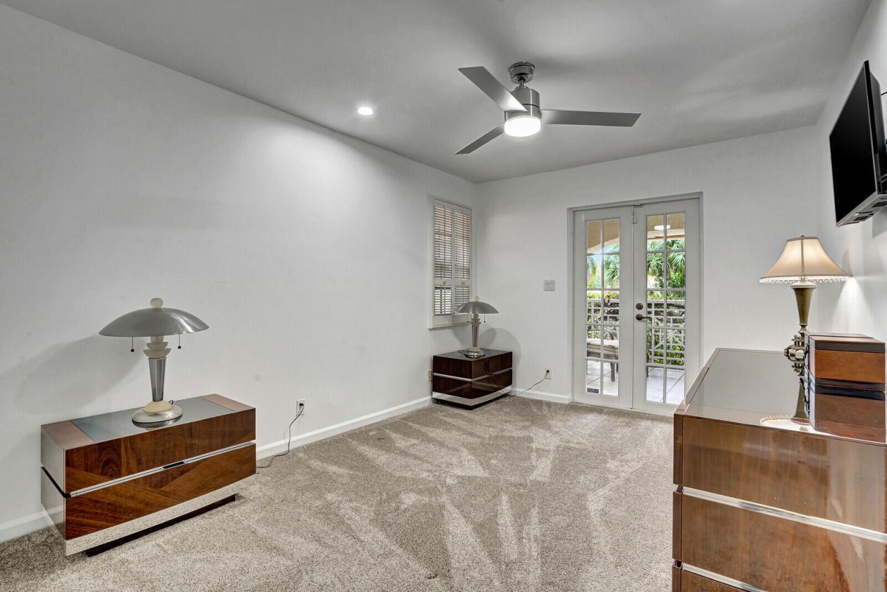 290 E Fern Drive, Boca Raton, FL 33432 Photo