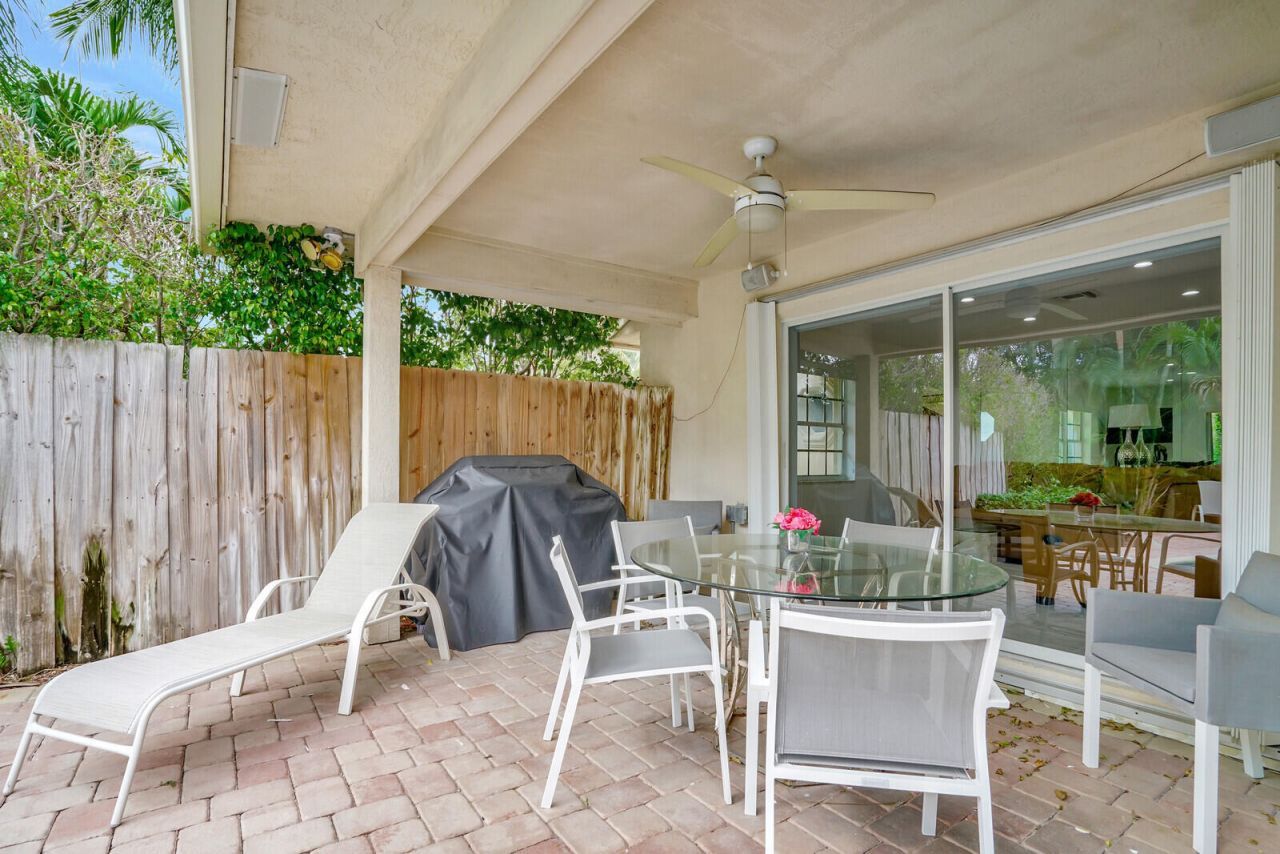 290 E Fern Drive, Boca Raton, FL 33432 Photo