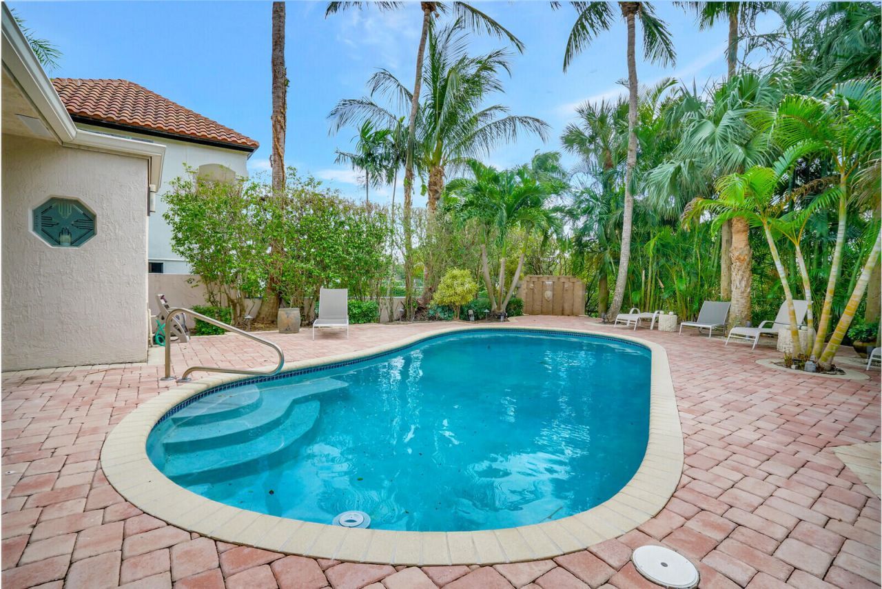 290 E Fern Drive, Boca Raton, FL 33432 Photo