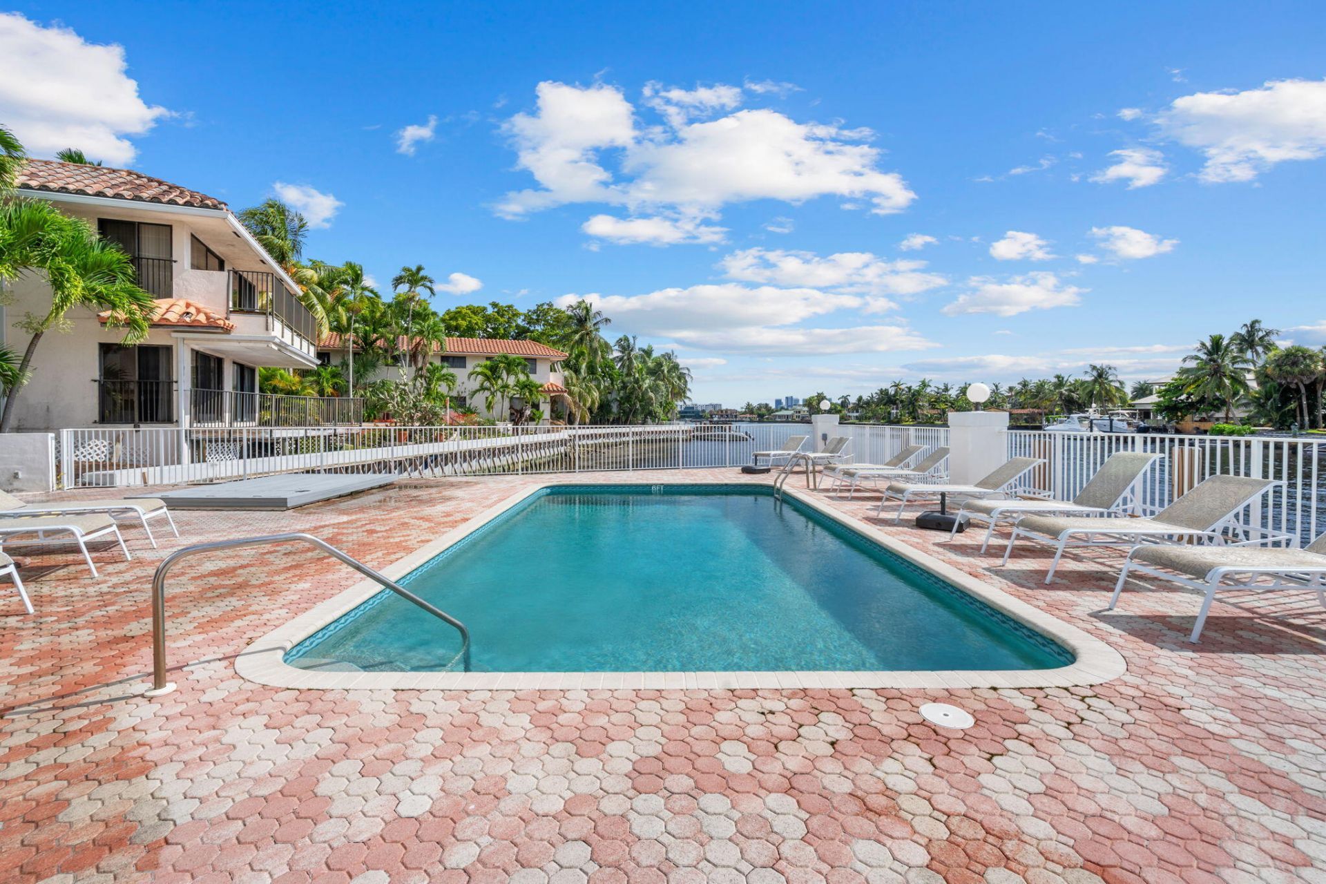 1839 Middle River Drive, Unit 501, Fort Lauderdale, FL 33305 Photo
