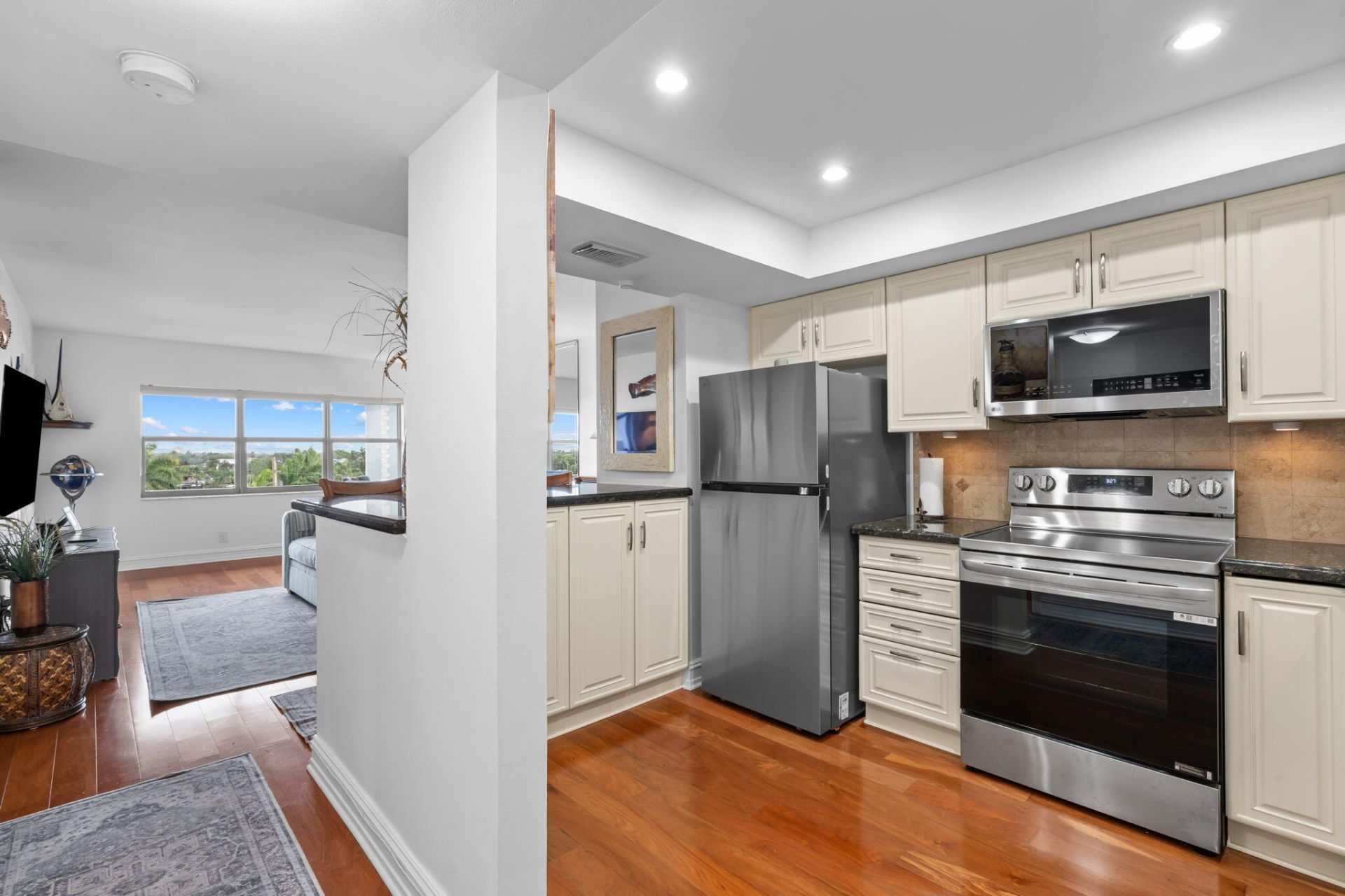 1839 Middle River Drive, Unit 501, Fort Lauderdale, FL 33305 Photo