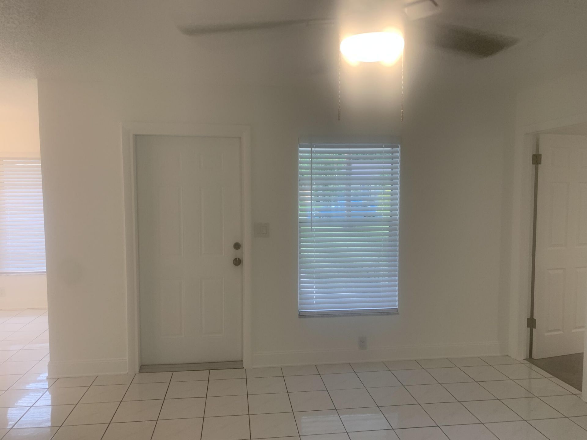 9350 NW 38th Place, Sunrise, FL 33351 Photo