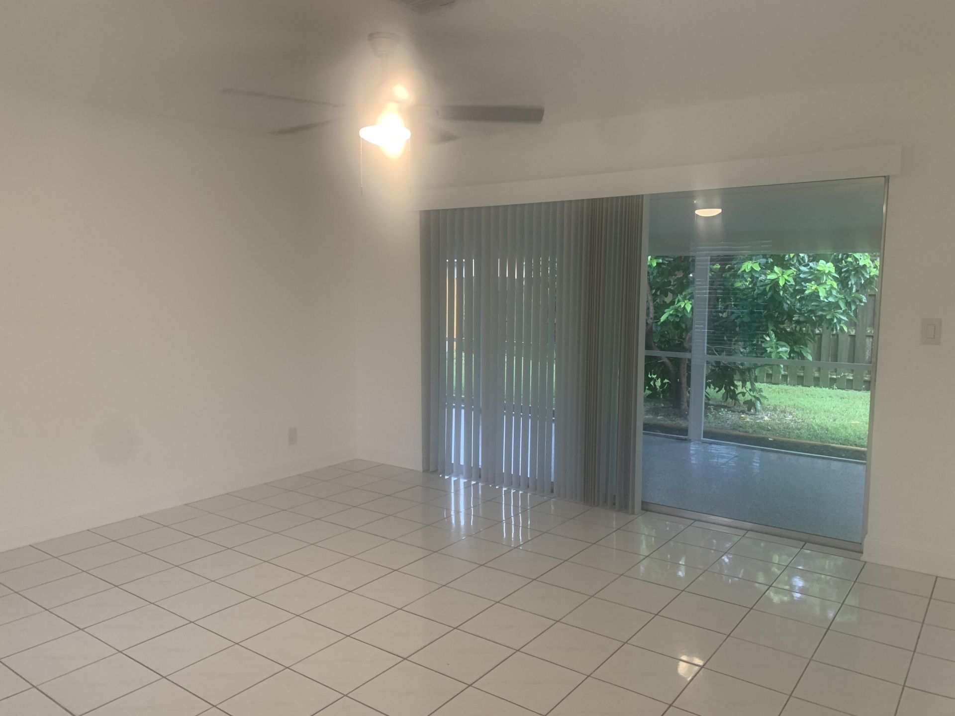 9350 NW 38th Place, Sunrise, FL 33351 Photo
