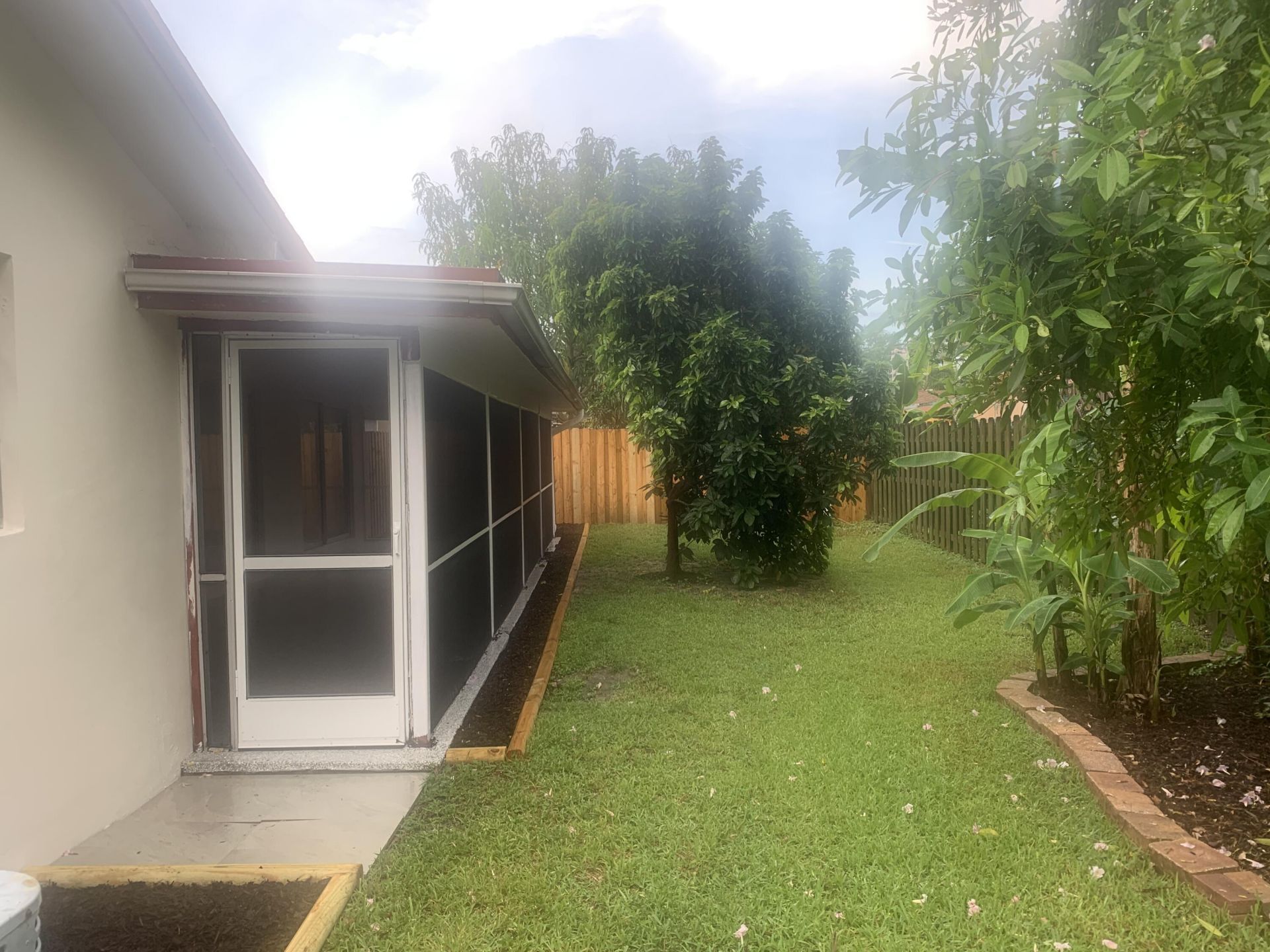 9350 NW 38th Place, Sunrise, FL 33351 Photo