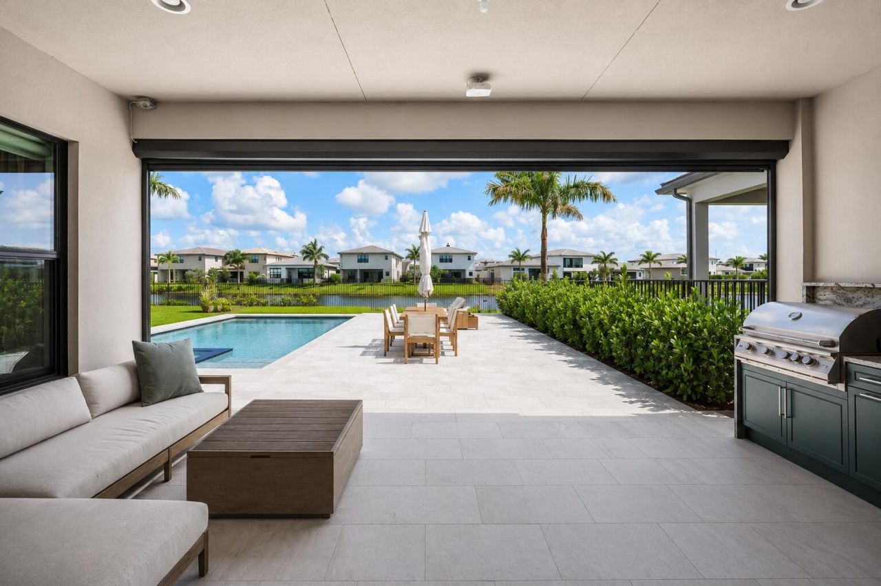8323 Essex Country Clb Drive, Boca Raton, FL 33434 Photo