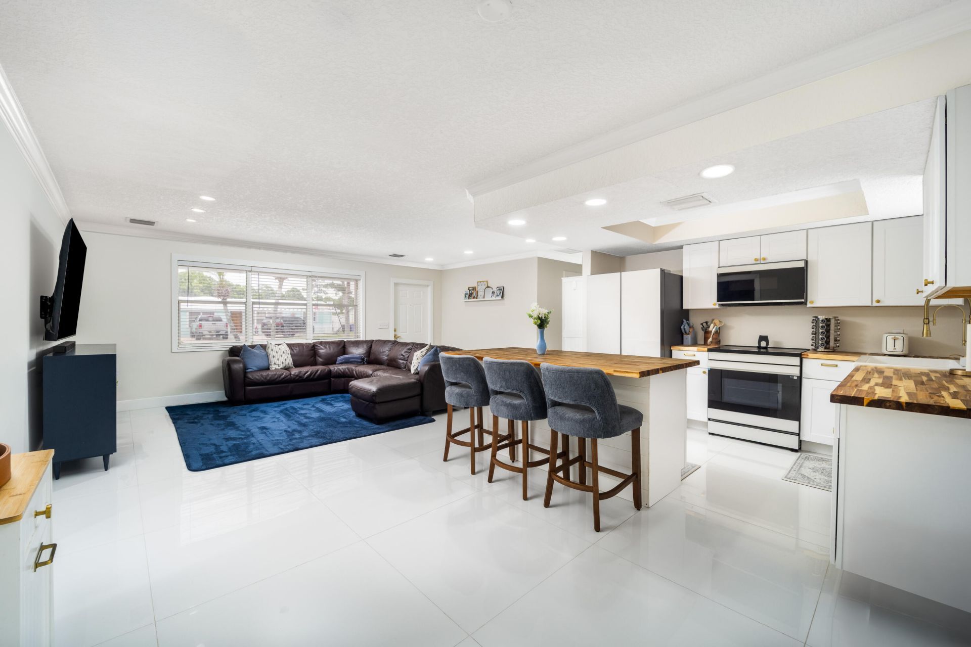 2184 SE Washington Street N, Stuart, FL 34997 Photo