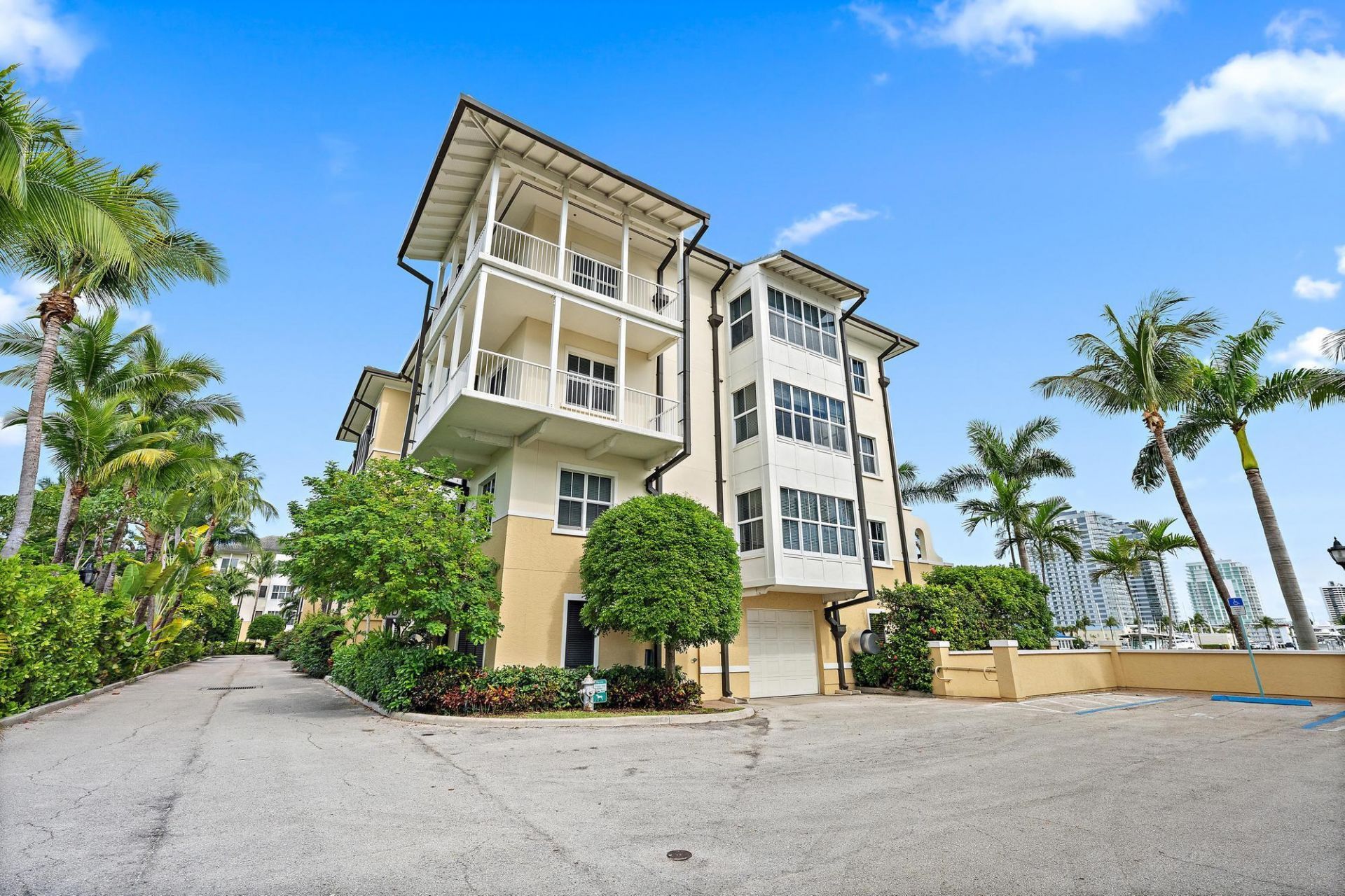 3920 N Flagler Drive, Unit 301, West Palm Beach, FL 33407 Photo