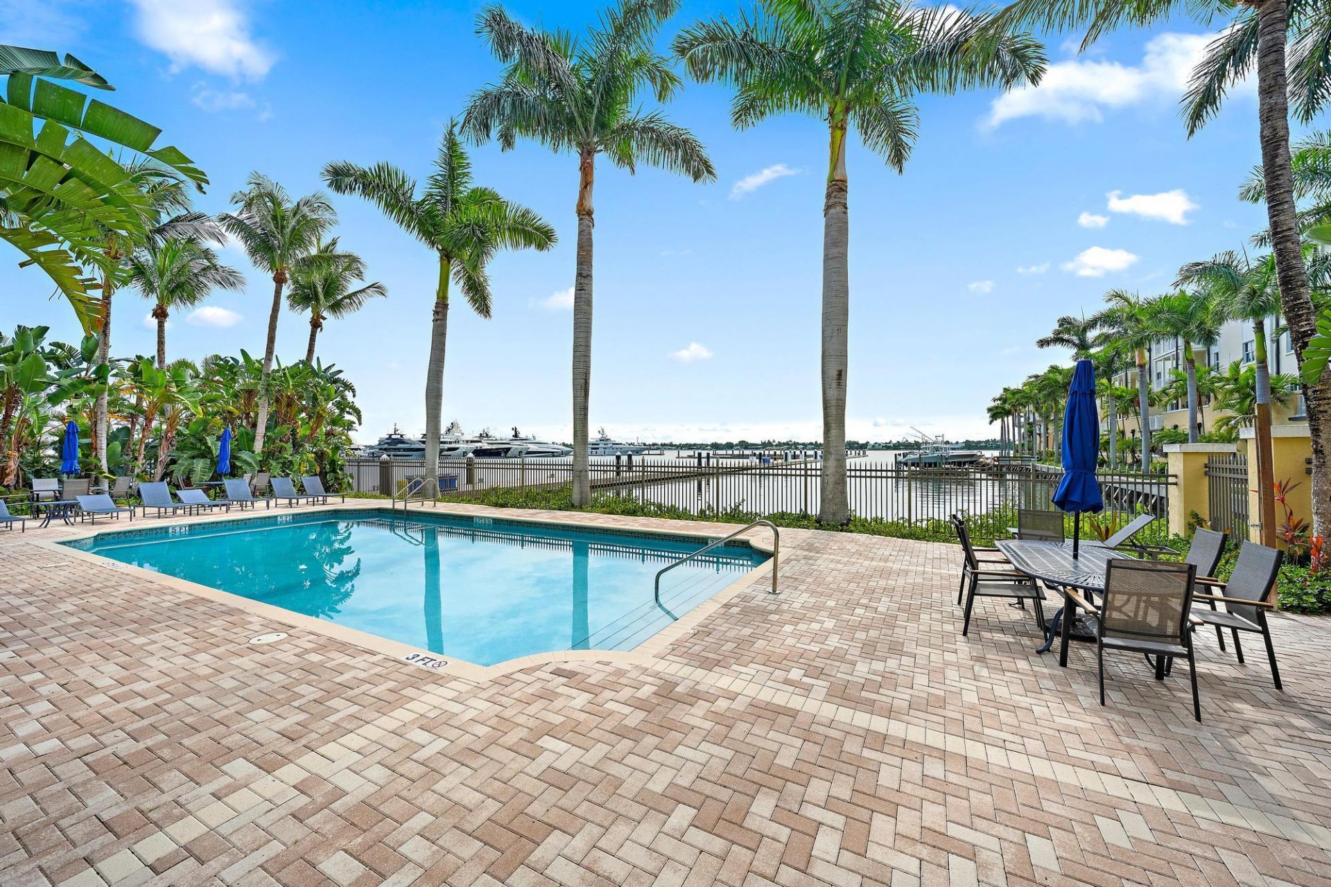 3920 N Flagler Drive, Unit 301, West Palm Beach, FL 33407 Photo