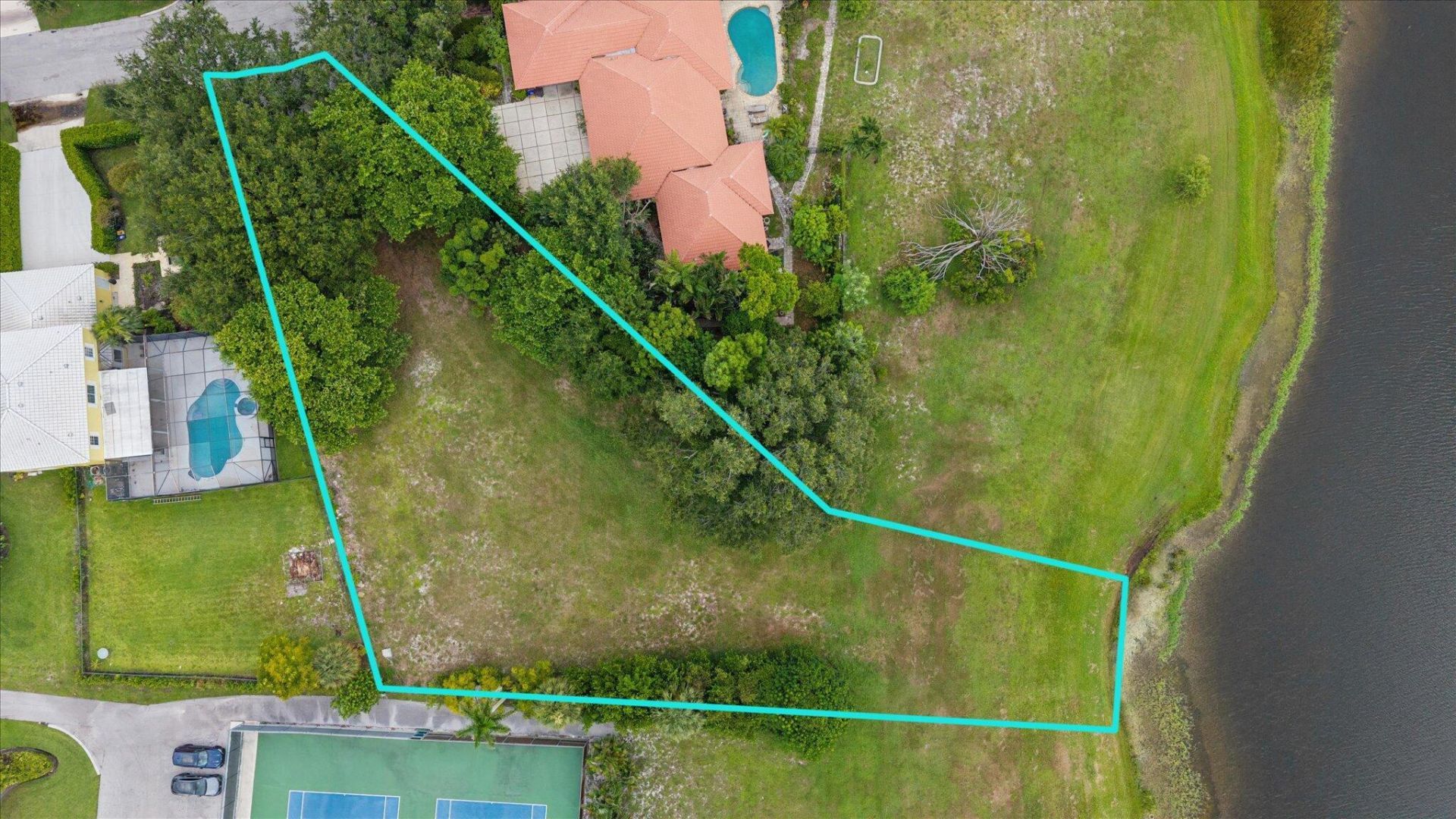 10 Sunningdale Circle, West Palm Beach, FL 33401 Photo