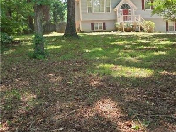 143 Hartwood Drive , Woodstock, GA 30189