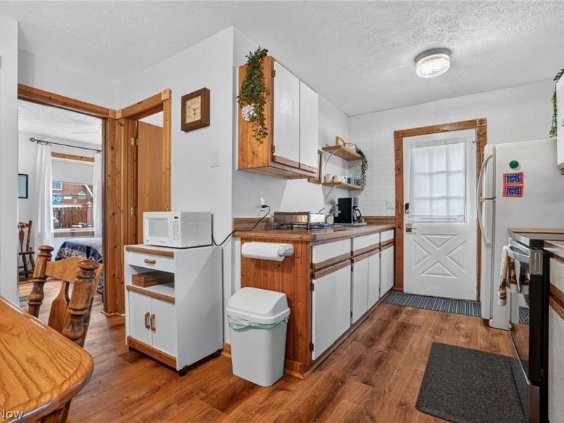 5158 University Drive , Geneva, OH 44041 Photo 18