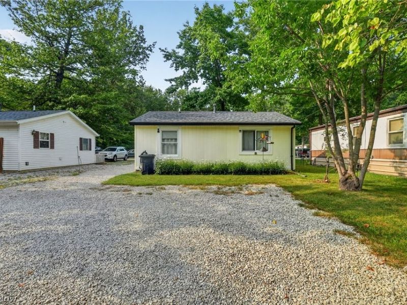 5158 University Drive , Geneva, OH 44041 Photo 27