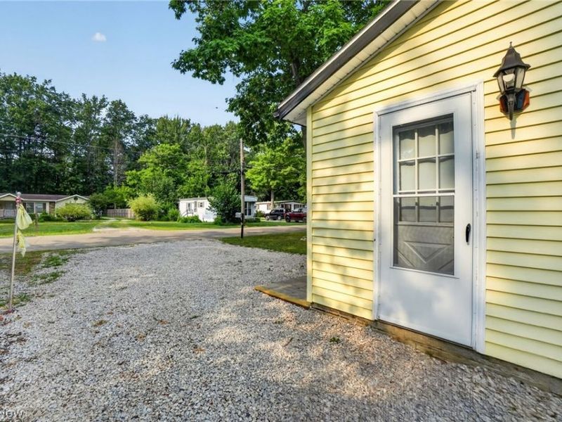 5158 University Drive , Geneva, OH 44041 Photo 29