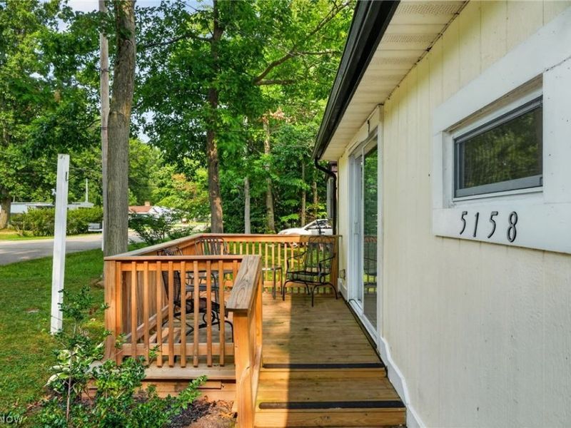 5158 University Drive , Geneva, OH 44041 Photo 6
