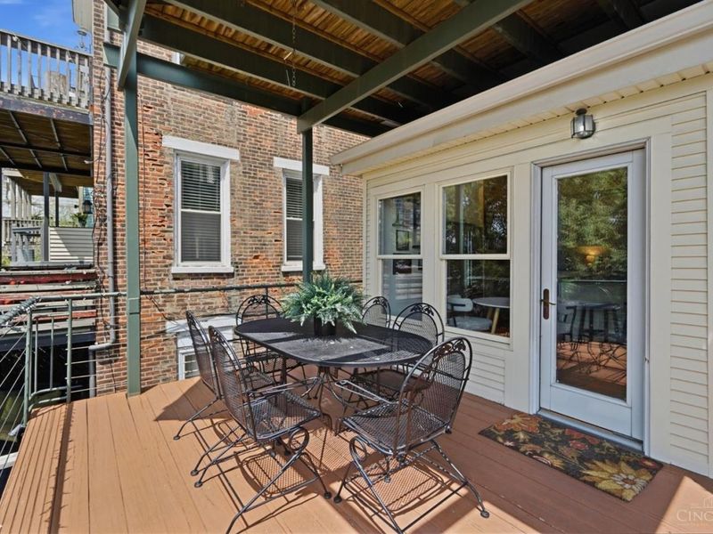 1021 Saint Gregory Street, Cincinnati, OH 45202 Photo 26