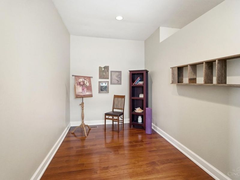1021 Saint Gregory Street, Cincinnati, OH 45202 Photo 58