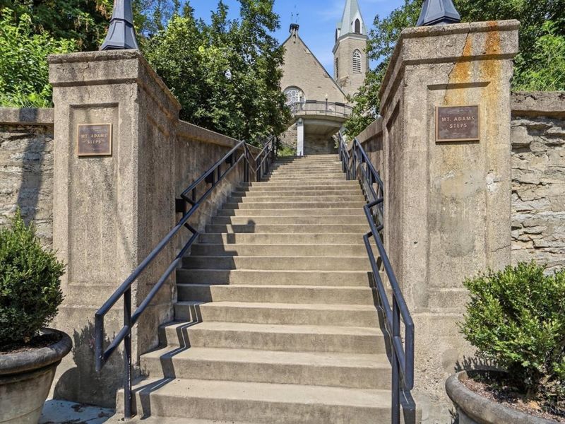 1021 Saint Gregory Street, Cincinnati, OH 45202 Photo 94