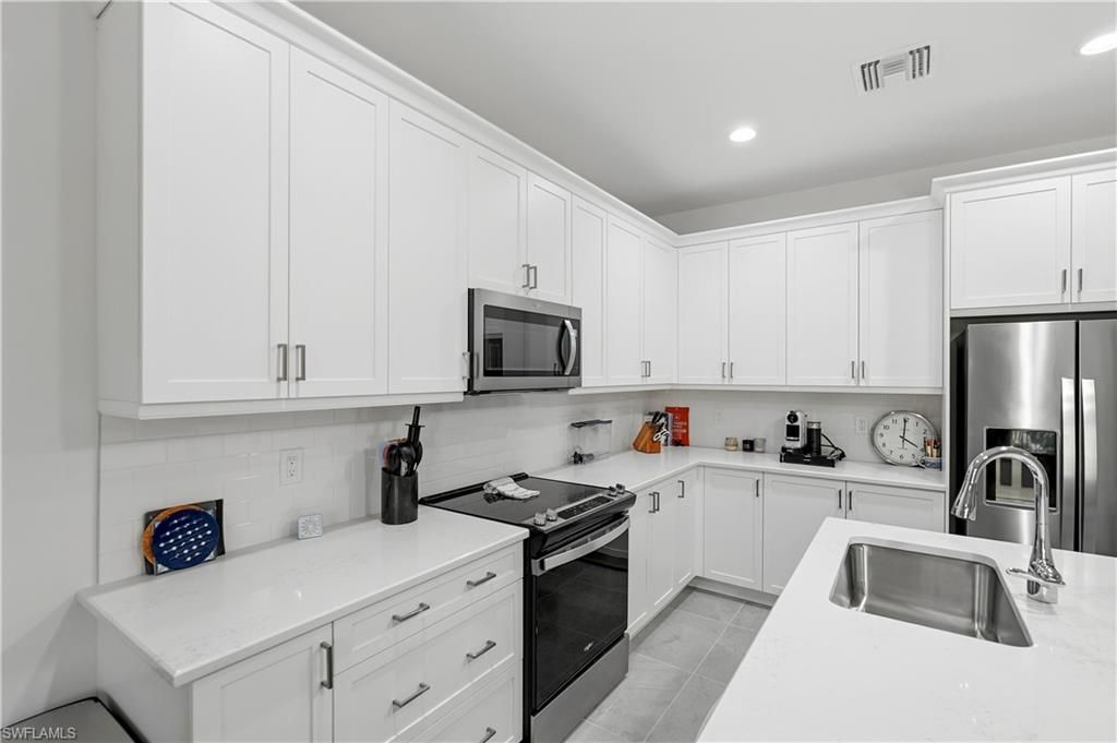 5865 Shell Cove Dr, Unit 106, Cape Coral, FL 33914 Photo