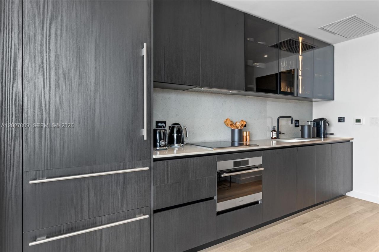 20 NE 11th St , Unit 2910, Miami, FL 33132 Photo