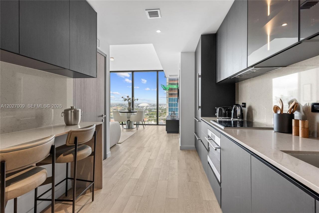 20 NE 11th St , Unit 2910, Miami, FL 33132 Photo