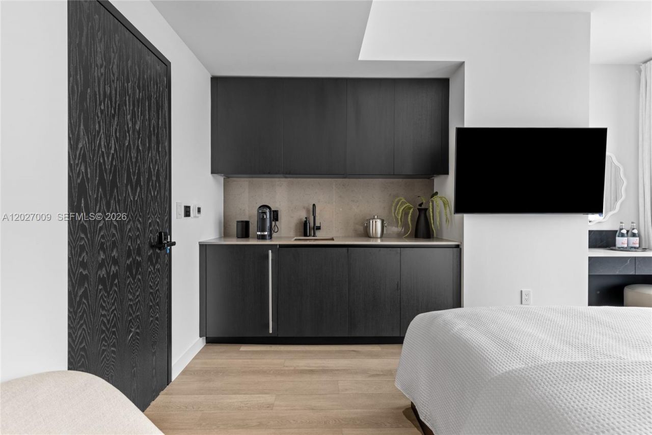 20 NE 11th St , Unit 2910, Miami, FL 33132 Photo