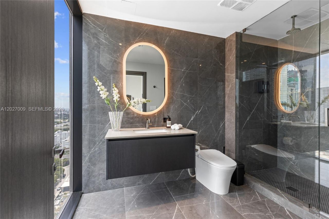 20 NE 11th St , Unit 2910, Miami, FL 33132 Photo