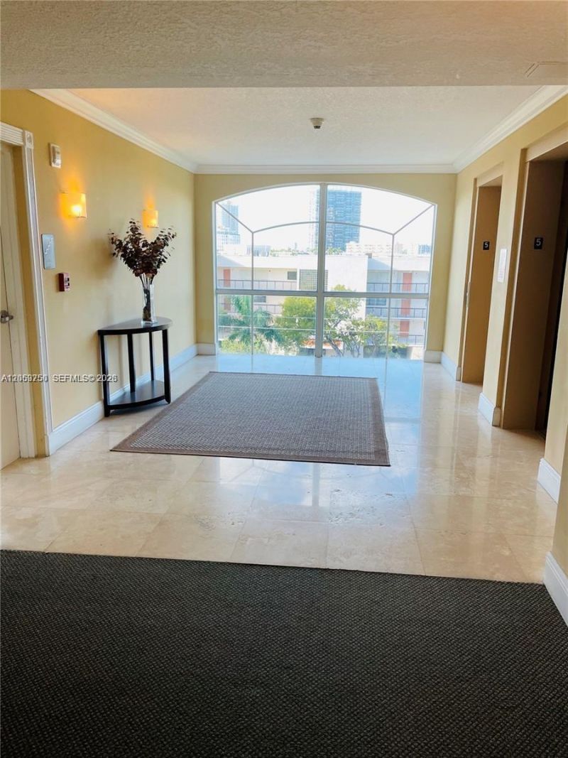 201 Golden Isles Dr, Unit 409, Hallandale Beach, FL 33009 Photo
