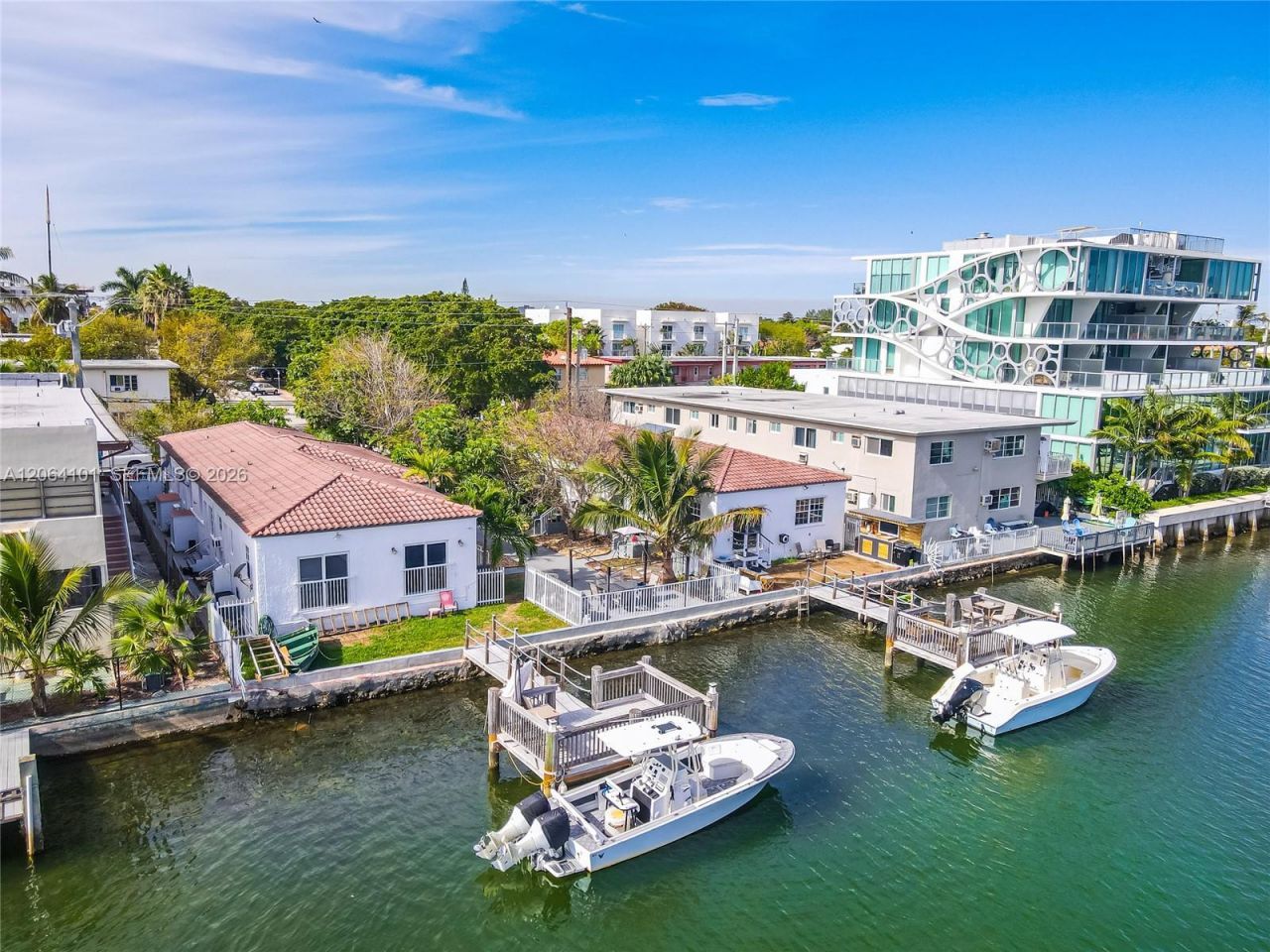 8335 E Crespi Blvd, Unit 4, Miami Beach, FL 33141 Photo