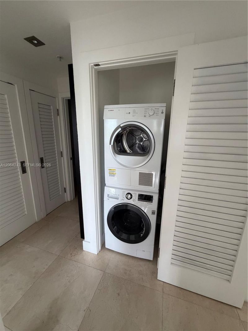 6001 SW 70th St , Unit 445, South Miami, FL 33143 Photo