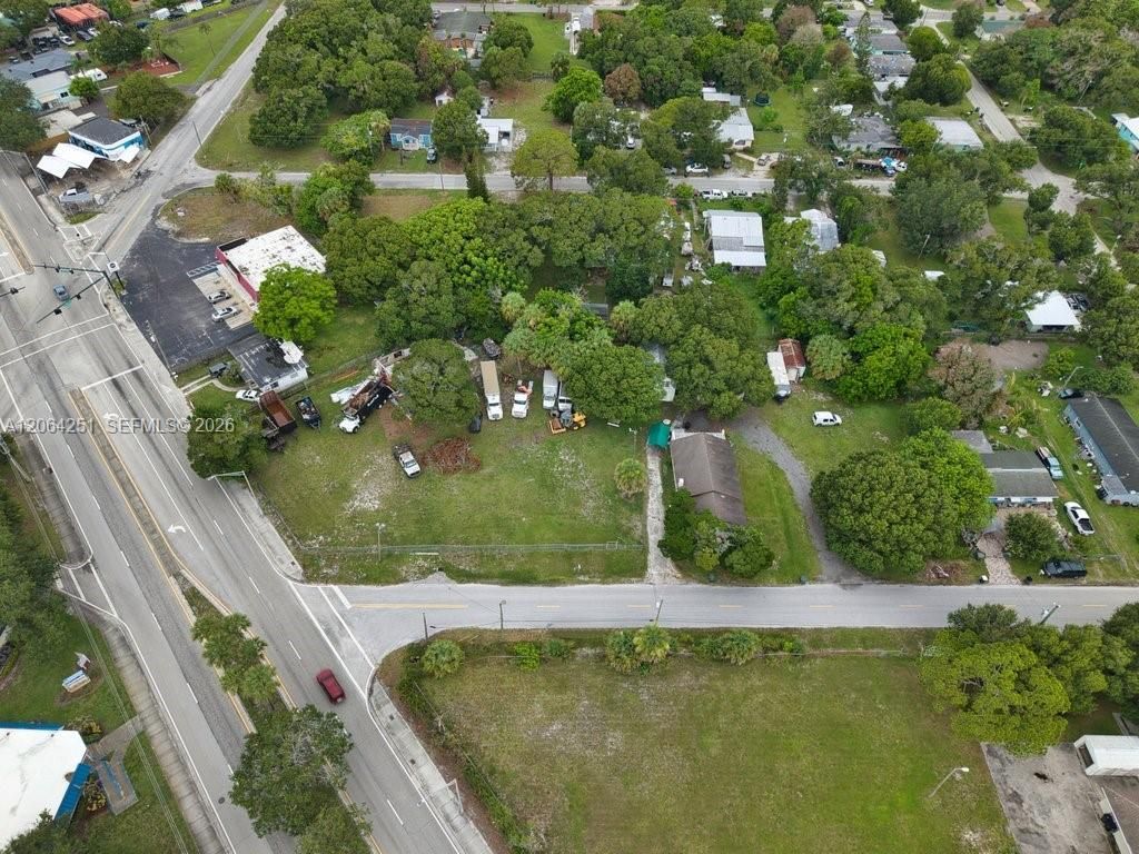 2108 Okeechobee Rd , Fort Pierce, FL 34950 Photo