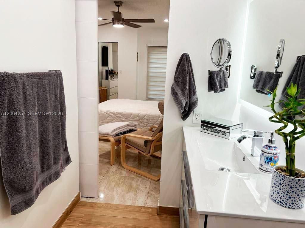 955 NW 106th Ave Cir, Miami, FL 33172 Photo