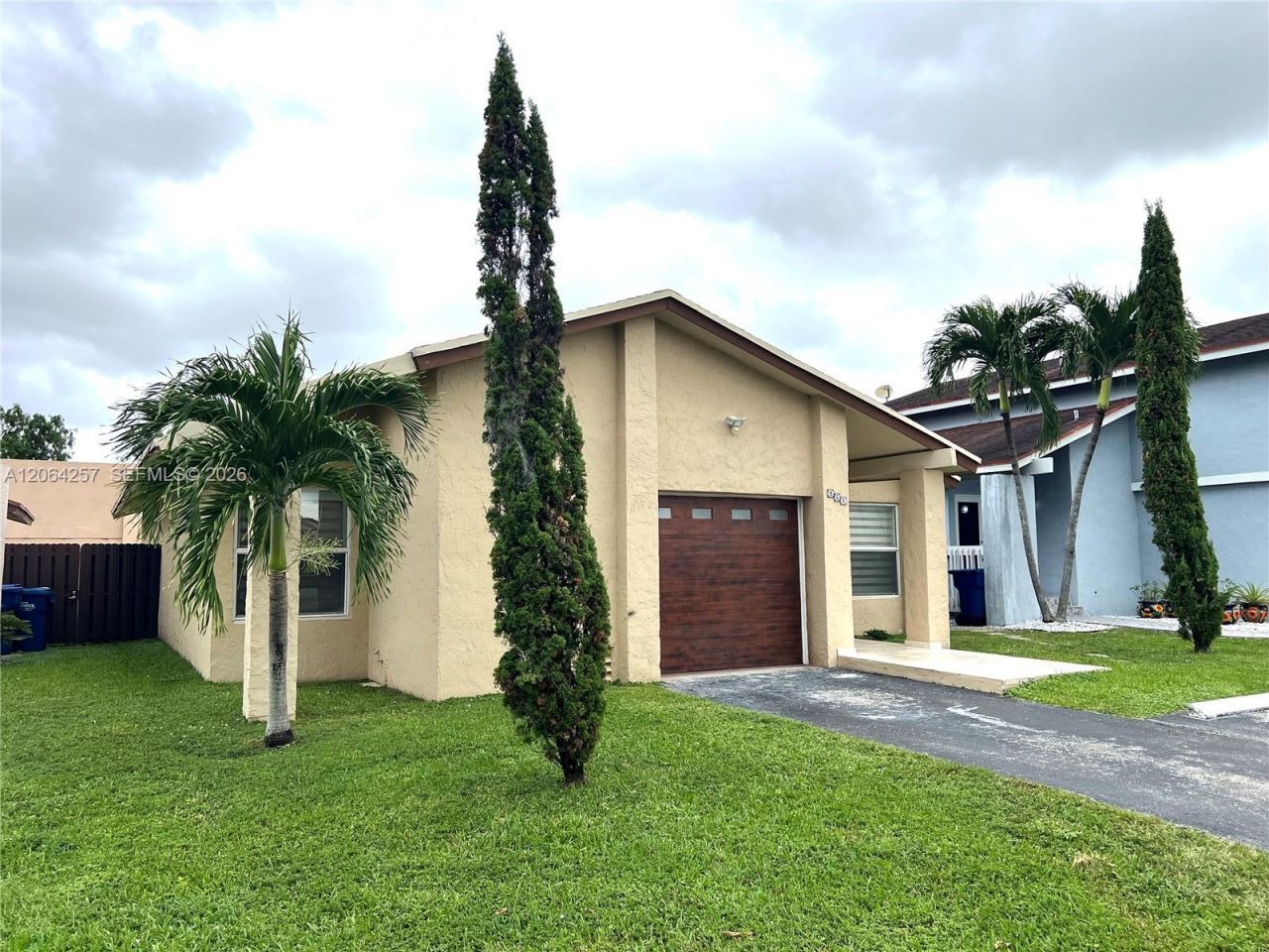 955 NW 106th Ave Cir, Miami, FL 33172 Photo