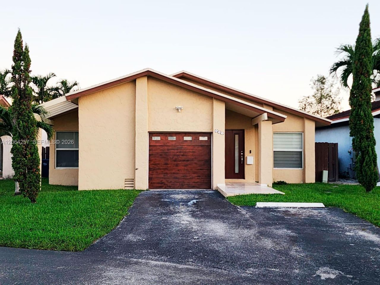 955 NW 106th Ave Cir, Miami, FL 33172 Photo