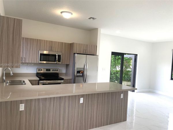 211 NW 7th Ct , Unit A, Hallandale Beach, FL 33009