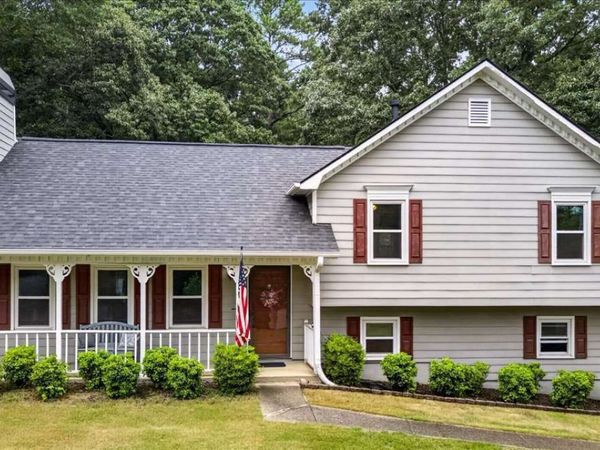 294 N Briar Ridge, Woodstock, GA 30189