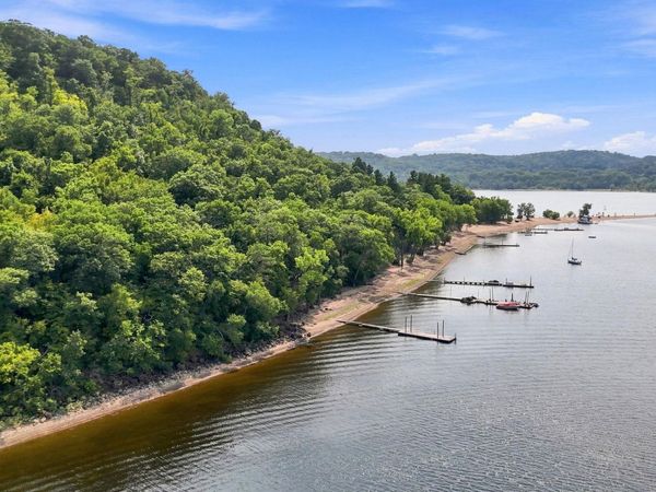 186 Cove Court, Hudson, WI 54016