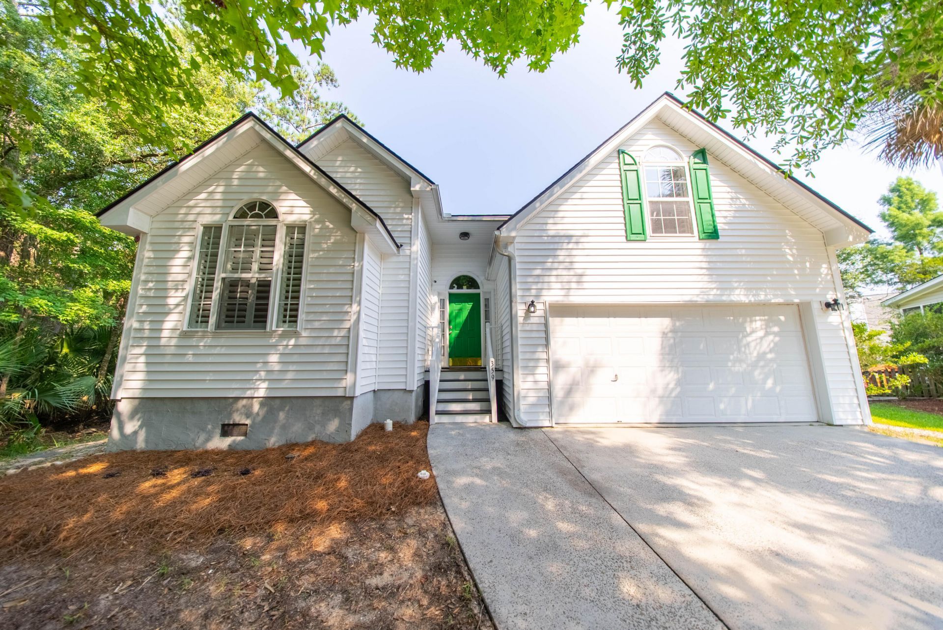 359 Kingston Lane Photo 1